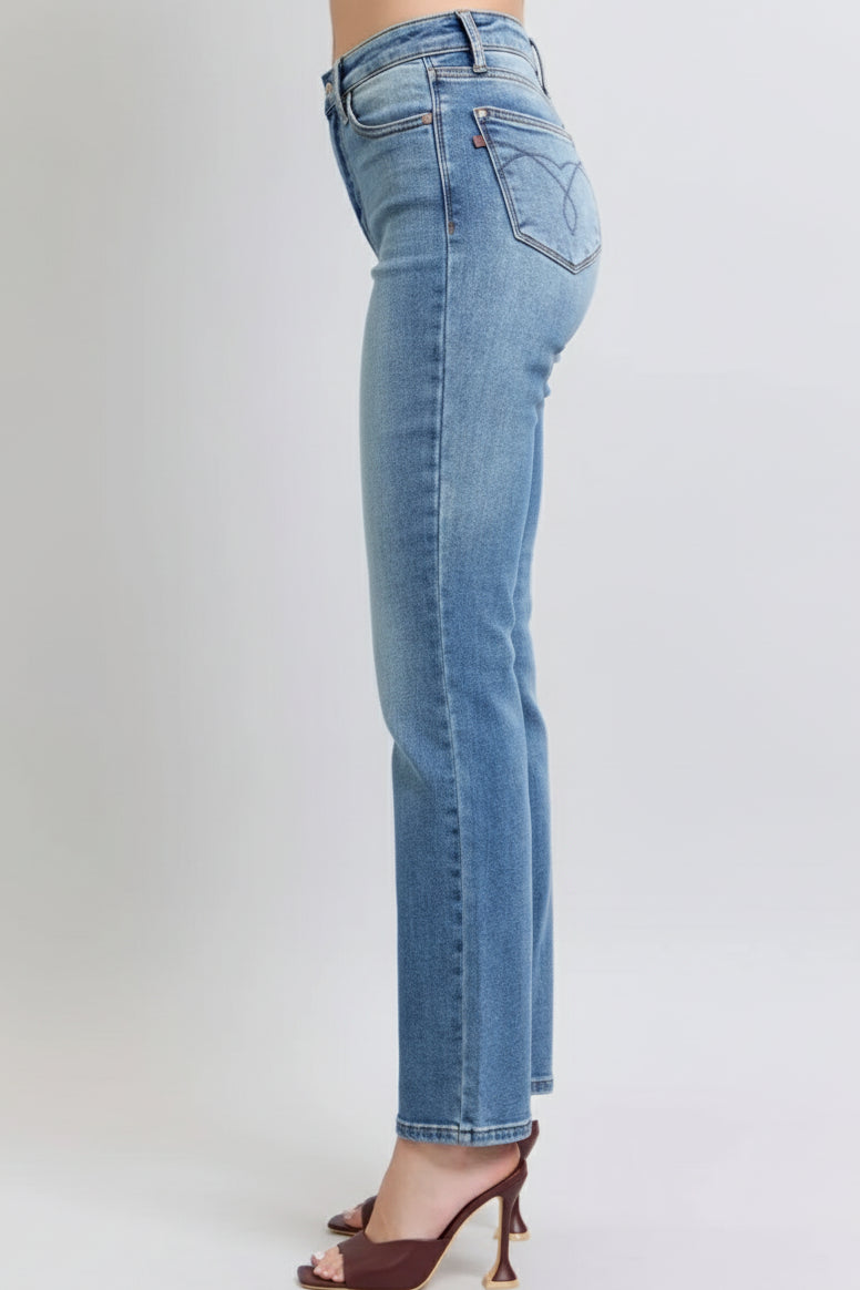 03642b29-bb0b-4e1e-bf4d-be3cae465490-Max