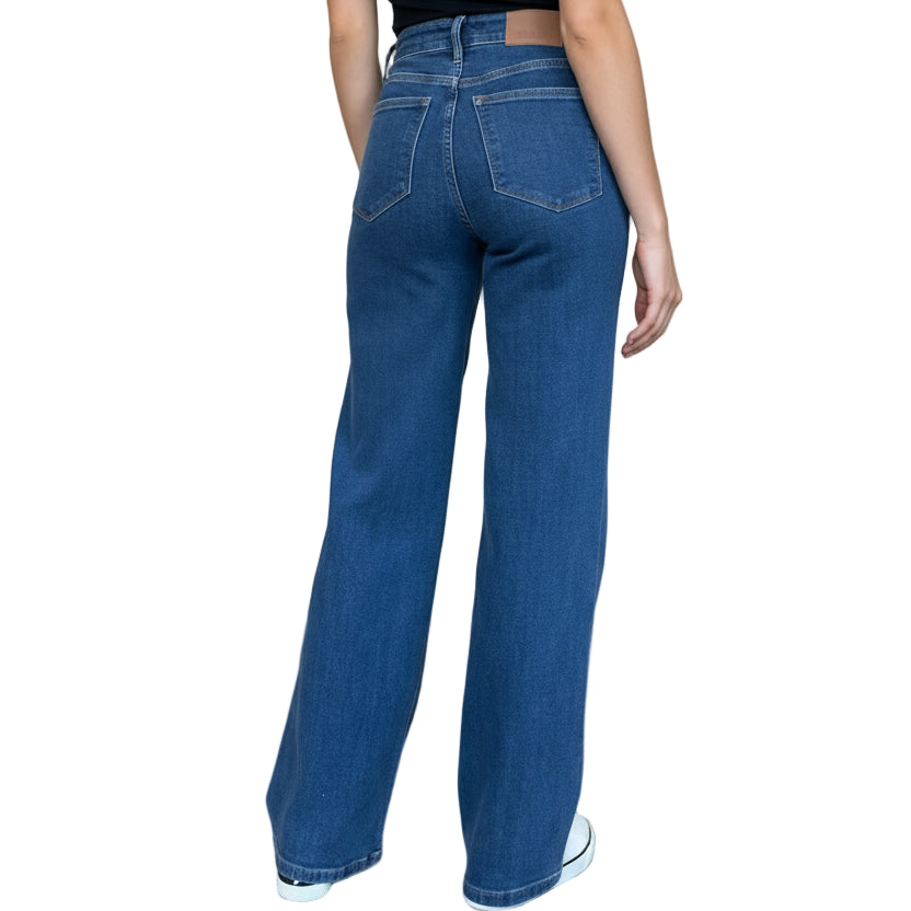 7d2df314-7a1e-4bae-b973-53a6cd56da74-Max