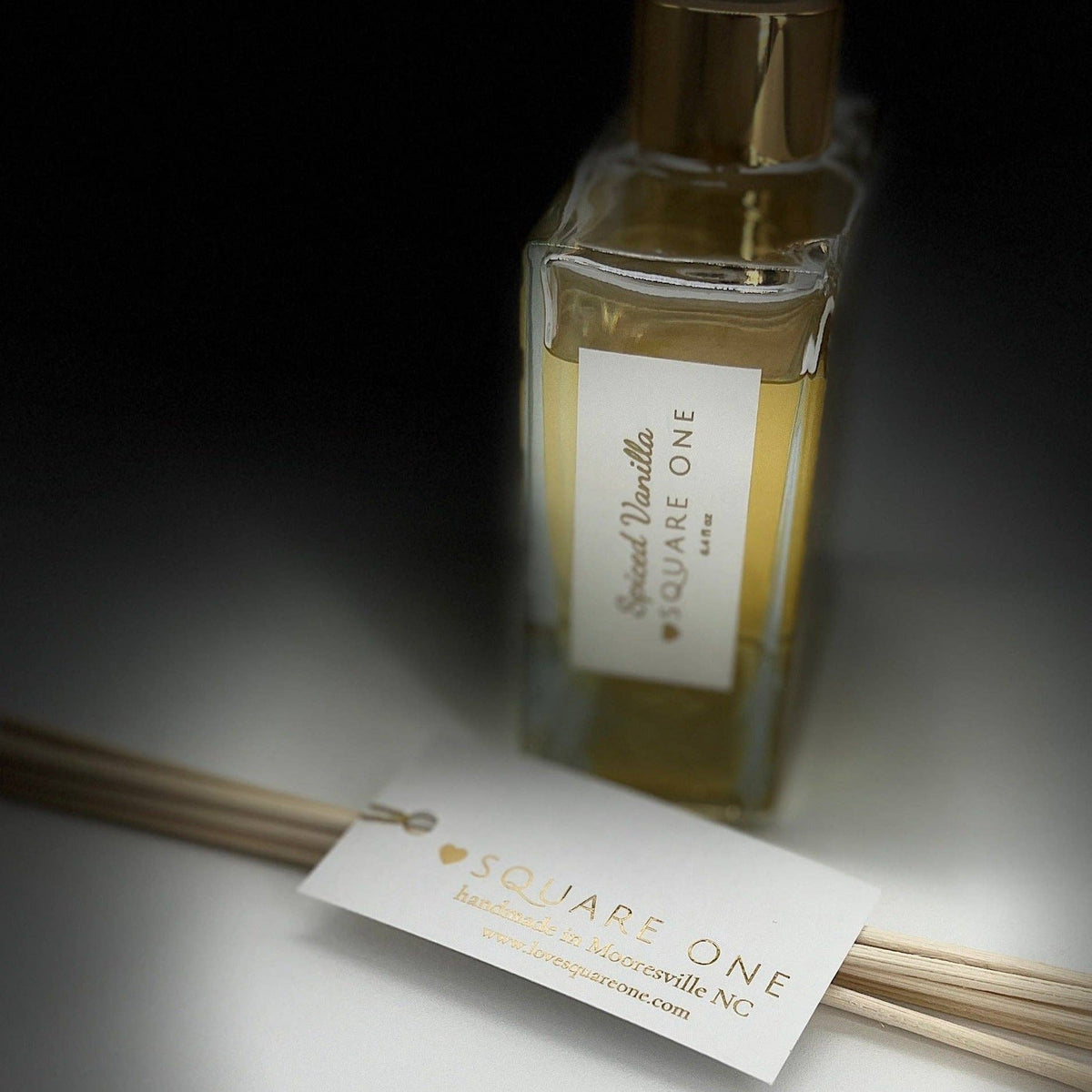 Spiced Vanilla Reed Diffuser, Cozy Vanilla Cinnamon, 6 oz