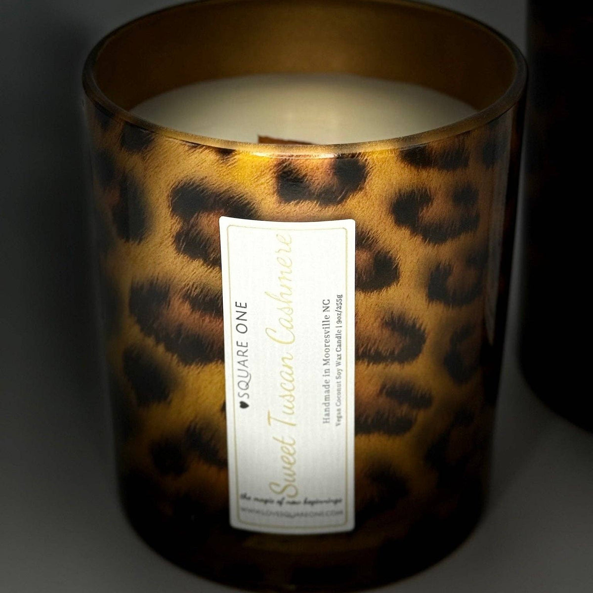 Leopard Container Candle: Sweet Tuscan Cashmere