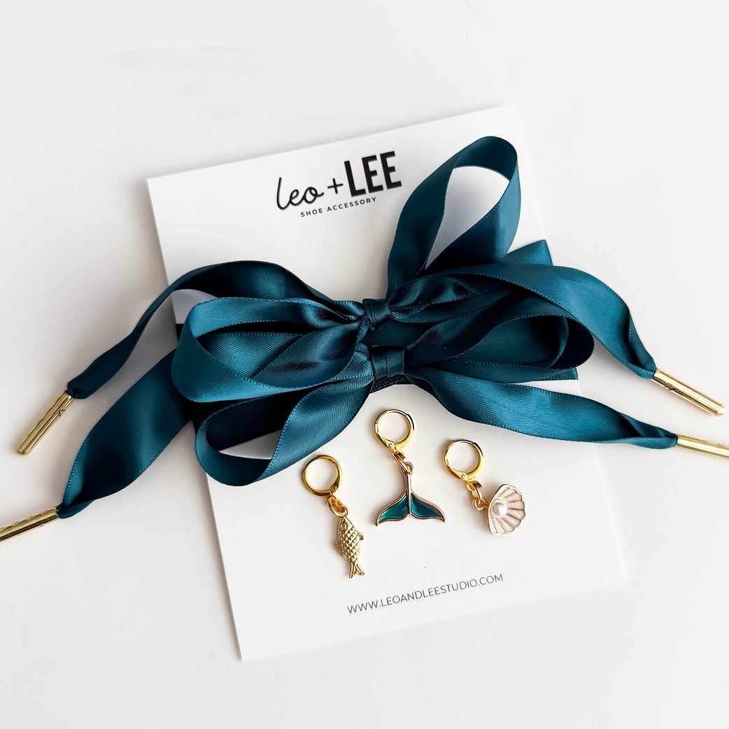 Teal Seashore Shoe Charm and Lace Set