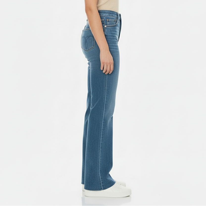 dab5f827-7f9a-4546-8cb7-626cde1b65e7-Max